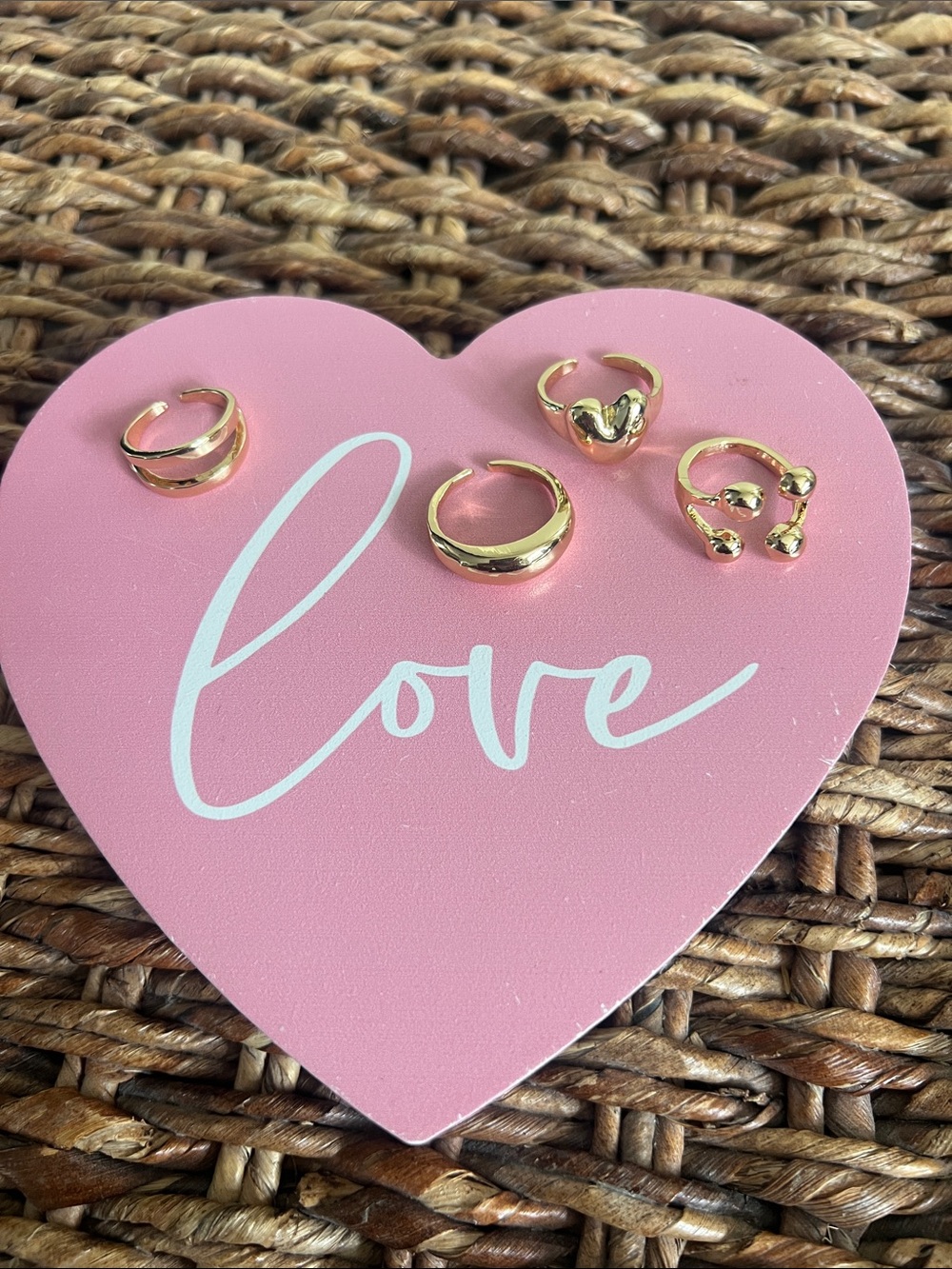 Set Of Four Gold-Tone Rings Elegant Women’s Statement Rings